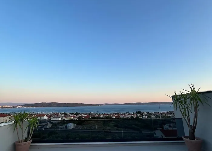 Magnificent Lux View *